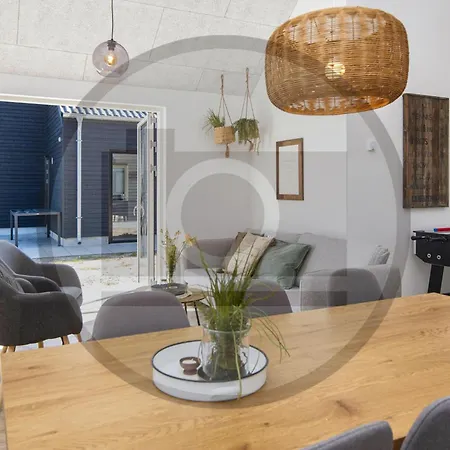Beautiful In With Jacuzzi Holiday home Glesborg